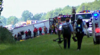 Five killed in tour bus crash on New York highway